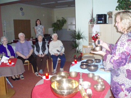 Účastnice ze starší části penzionu byly více povídavé